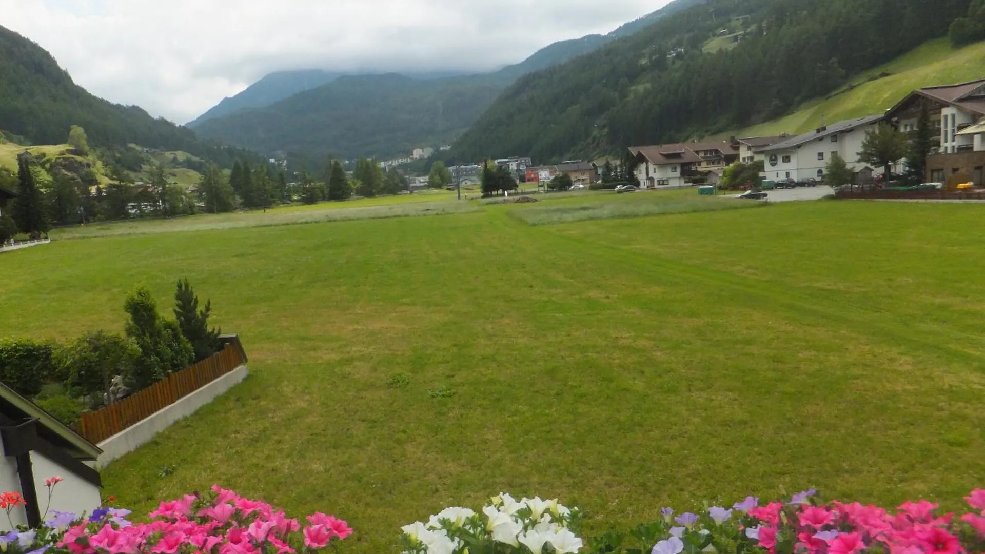 Garni Vierjahreszeiten Solden Austria